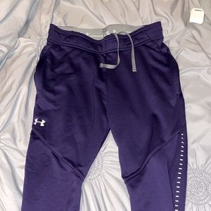 Women’s Under Armour sweatpants